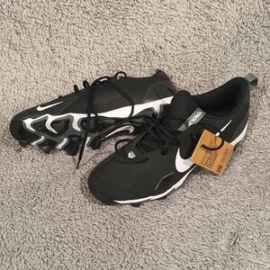 Nike Black and White Sneakers